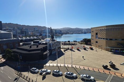 Photo of property in Portal Apartments, 6b/42 Cable Street, Te Aro, Wellington, 6011