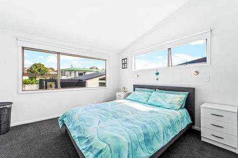 Photo of property in 19b Albatross Road, Red Beach, 0932