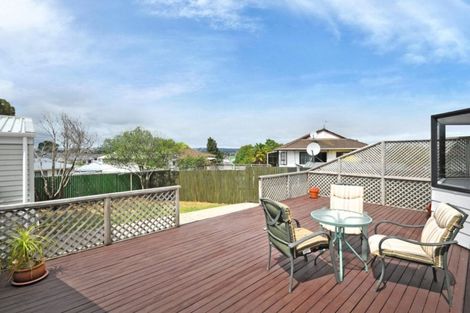Photo of property in 4 Southview Place, Wattle Downs, Auckland, 2102