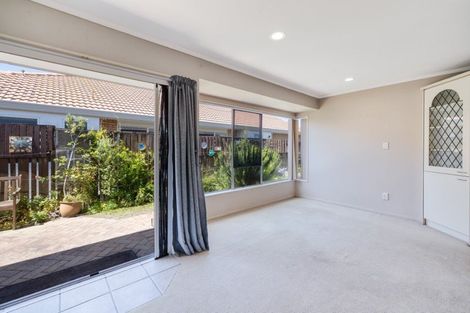 Photo of property in 8 Lotus Avenue, Mount Maunganui, 3116