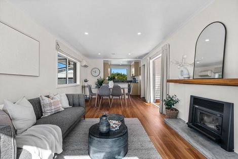 Photo of property in 43 West Street, Greytown, 5712