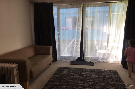 Photo of property in Dual Apartments, 108/142 Vivian Street, Te Aro, Wellington, 6011