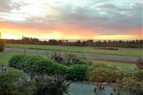 Photo of property in 3008 Coast Road, Barrytown, Runanga, 7873