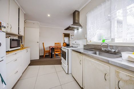 Photo of property in 12 Clutha Crescent, Clover Park, Auckland, 2023