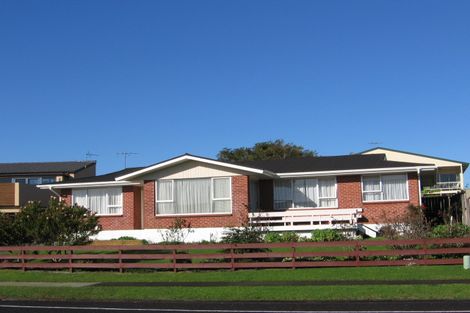 Photo of property in 41 Bramley Drive, Farm Cove, Auckland, 2012