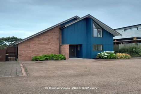 Photo of property in 80 Highland Park Drive, Highland Park, Auckland, 2010