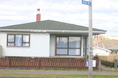 Photo of property in 25 Ingram Street, Papakura, 2110