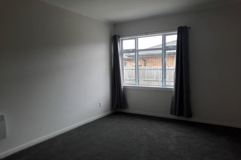 Photo of property in 69 Peverel Street, Riccarton, Christchurch, 8041