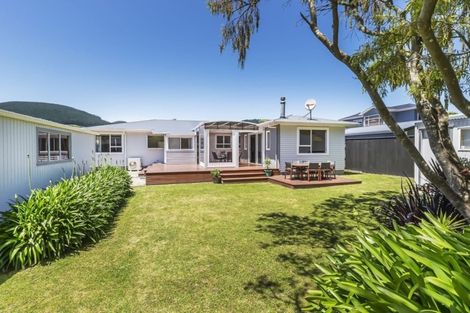 Photo of property in 13 Nathan Street, Tawa, Wellington, 5028