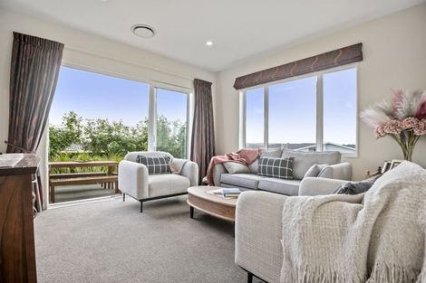 Photo of property in 11 Nobilo Road, Kumeu, 0810