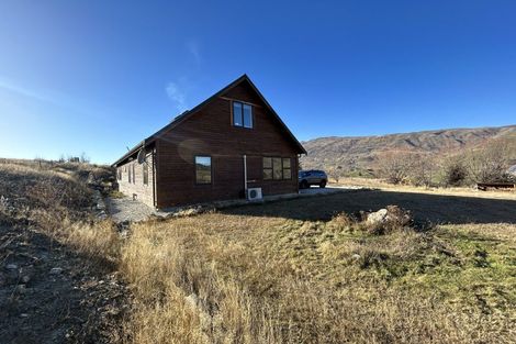 Photo of property in 7 Gin & Raspberry Lane, Cardrona, Wanaka, 9382