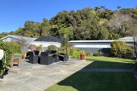 Photo of property in 74 Marlborough Street, Greymouth, 7805