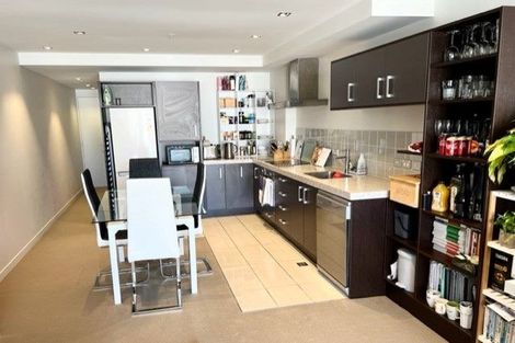 Photo of property in Monument Apartments, 4g/245 Wakefield Street, Te Aro, Wellington, 6011