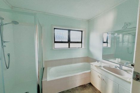 Photo of property in 13 Sorrel Crescent, Bucklands Beach, Auckland, 2012