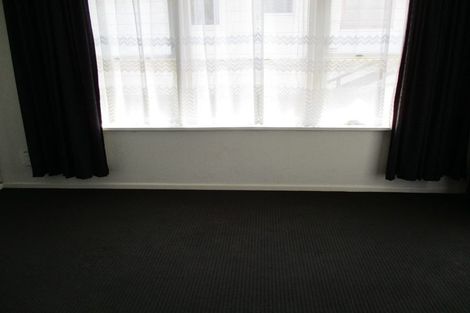 Photo of property in 135 Driver Crescent, Cannons Creek, Porirua, 5024