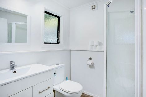 Photo of property in 34 Sievers Grove, Cannons Creek, Porirua, 5024