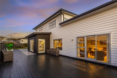 Photo of property in 17 John Burke Drive, Aotea, Porirua, 5024