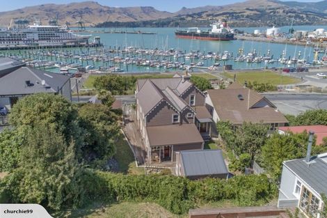 Photo of property in 16 Godley Quay, Lyttelton, 8082