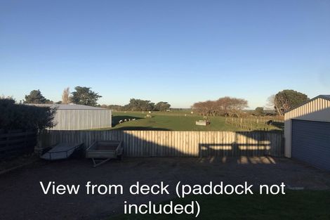 Photo of property in 13 Oturi Road, Waverley, 4510