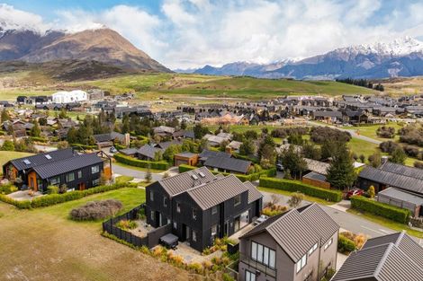 Photo of property in 3a Rannoch Drive, Jacks Point, Queenstown, 9371