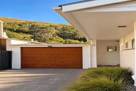 Photo of property in 16 Sumnervale Drive, Sumner, Christchurch, 8081