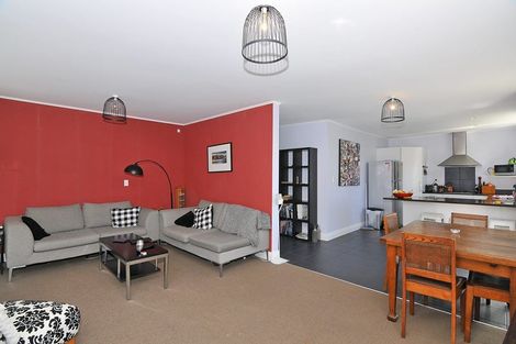 Photo of property in 1-3/100 Overtoun Terrace, Hataitai, Wellington, 6021