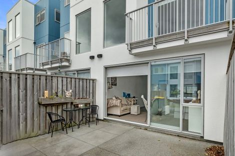 Photo of property in 31 Reynolds Place, Papamoa Beach, Papamoa, 3118