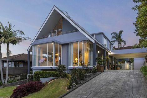 Photo of property in 8 Lingham Crescent, Torbay, Auckland, 0630