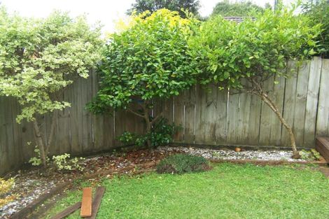 Photo of property in 1/47 Wiltshire Place, Somerville, Auckland, 2014