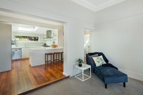 Photo of property in 72 Owhiro Bay Parade, Owhiro Bay, Wellington, 6023