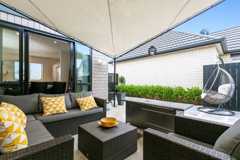 Photo of property in 82 Landing Drive, Pyes Pa, Tauranga, 3112