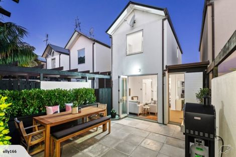 Photo of property in 14 Kirikiri Lane, East Tamaki, Auckland, 2013