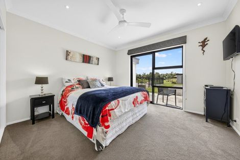 Photo of property in 9 Campbell Drive, Martinborough, 5711