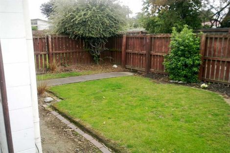 Photo of property in 2/45 Hay Street, Bromley, Christchurch, 8062