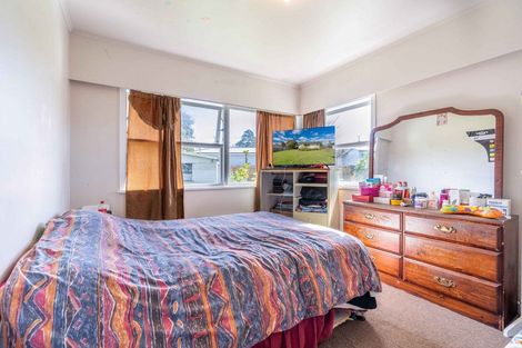 Photo of property in 10 Brentford Place, Manurewa, Auckland, 2102