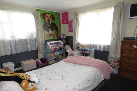 Photo of property in 303 Conyers Street, Strathern, Invercargill, 9812