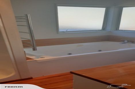 Photo of property in 6 The Close, Greenhithe, Auckland, 0632