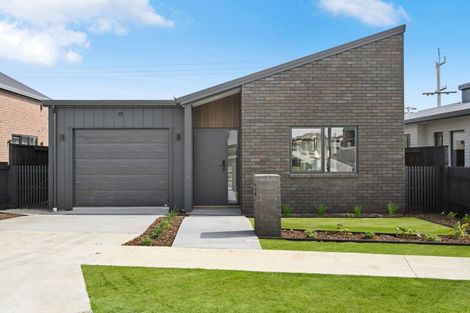 Photo of property in 30 Akakura Terrace, Peacocke, 3206