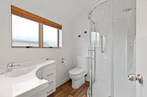 Photo of property in 72a Beachwater Drive, Papamoa Beach, Papamoa, 3118