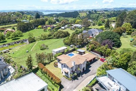 Photo of property in 298 Point Drive, Dannemora, Auckland, 2016