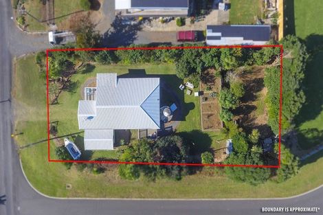Photo of property in 27 Sergeant Road, Awhitu, Waiuku, 2684