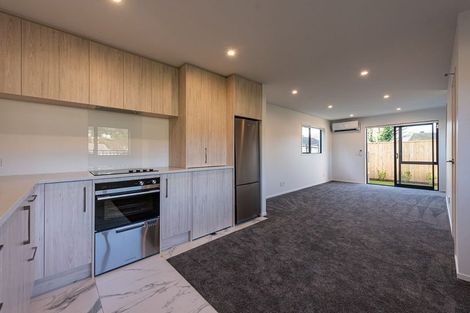 Photo of property in 7/182 Cambridge Terrace, Fairfield, Lower Hutt, 5011