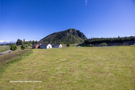 Photo of property in 16 Ranch Terrace, Wanaka, 9382