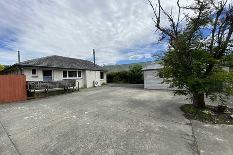 Photo of property in 10 Clonbern Place, Upper Riccarton, Christchurch, 8041