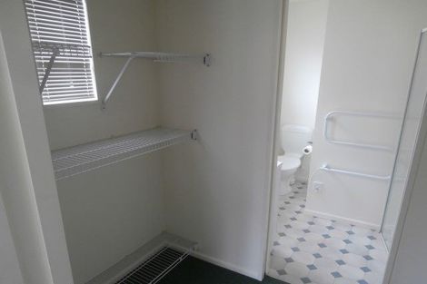 Photo of property in 150 Avonhead Road, Avonhead, Christchurch, 8042