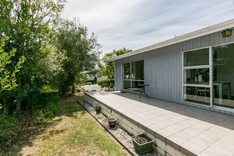 Photo of property in 6 Ashford Place, Havelock North, 4130