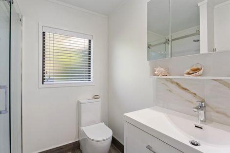 Photo of property in 63 Pemberton Avenue, Bayview, Auckland, 0629