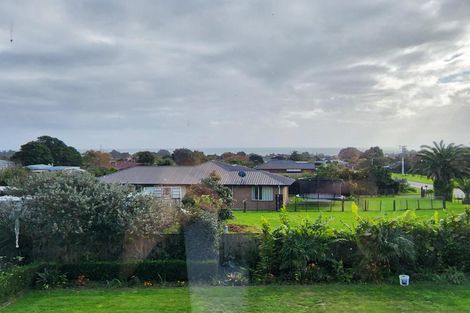 Photo of property in 136 Wairau Road, Oakura, New Plymouth, 4374