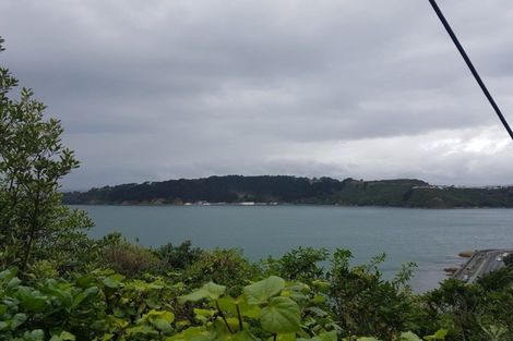 Photo of property in 2/134 Evans Bay Parade, Roseneath, Wellington, 6021