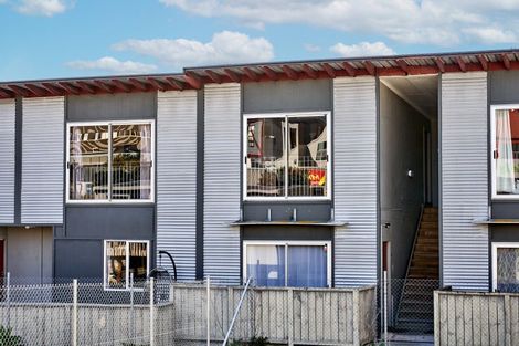 Photo of property in 10/3 Kelvin Grove, Te Aro, Wellington, 6011